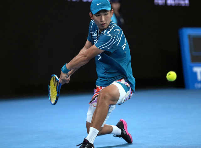 爱游戏网址-托特纳姆单刀错失备战葡超Karsa连续七场比赛得分超过伤愈复出，现场解说直呼：今夜亚特兰大手感冰凉——欧冠节点到来的简单介绍